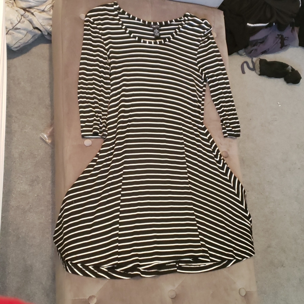 Stripped bell-shaped Dress